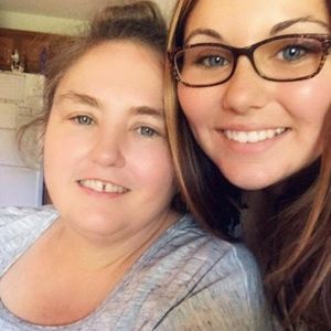 Meet your Posher, Rena